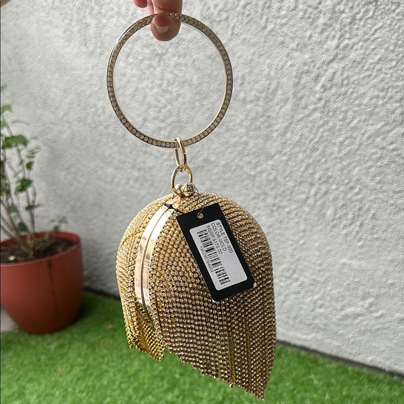 Badgley Mischka Handbags - Badgley Mischka Gold Wristlet Clutch